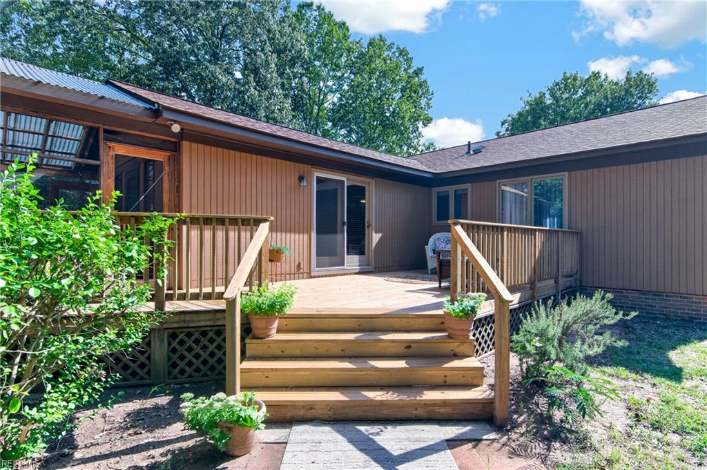 1673 Pine Tree Dr Property Photo 36