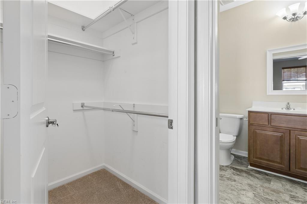 2409 Leytonstone Dr Property Photo 5