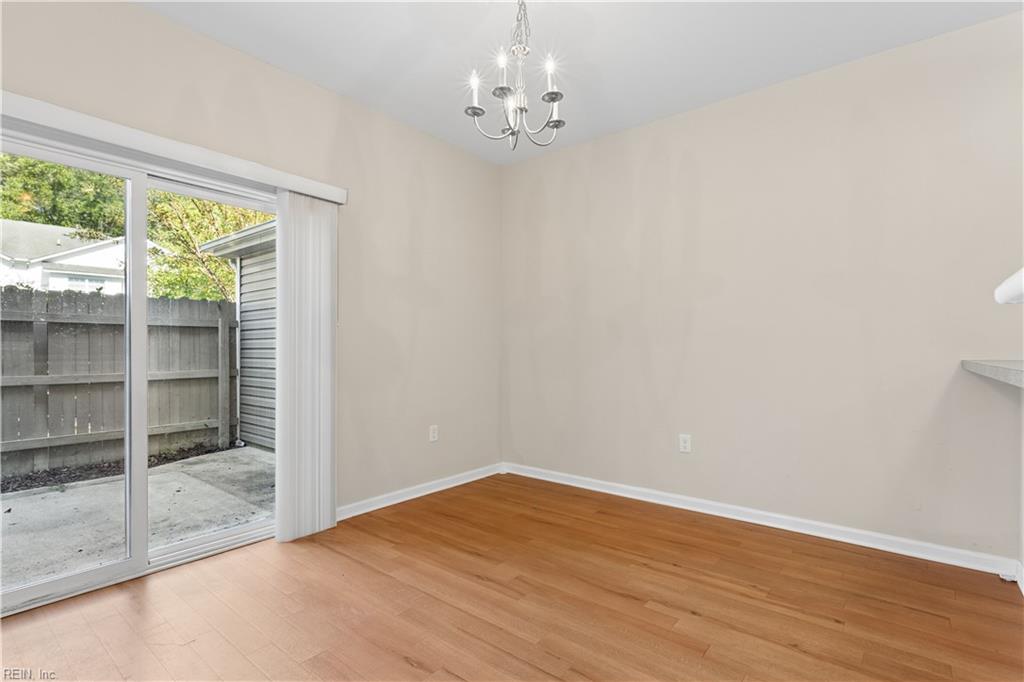 2409 Leytonstone Dr Property Photo 25