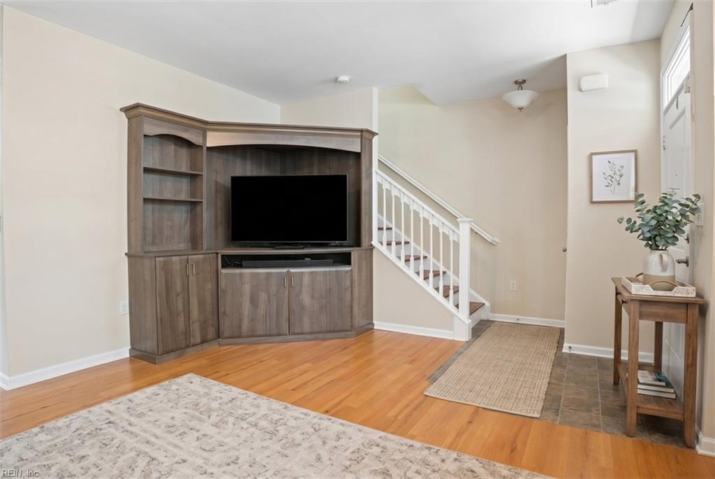 2409 Leytonstone Dr Property Photo 34