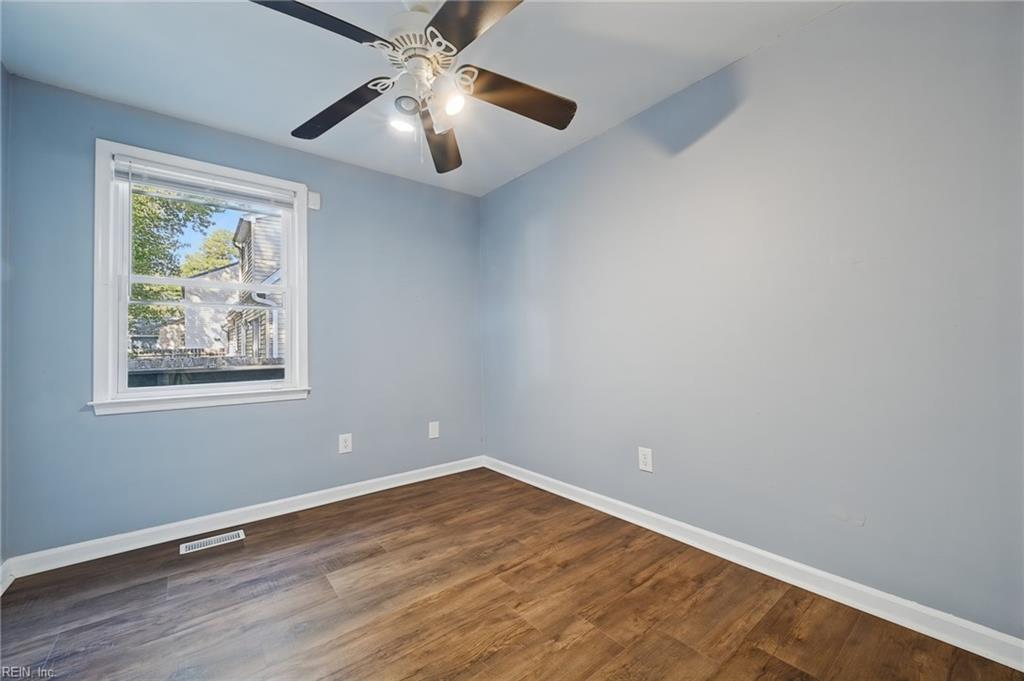 737 Leonard Ln Property Photo 13