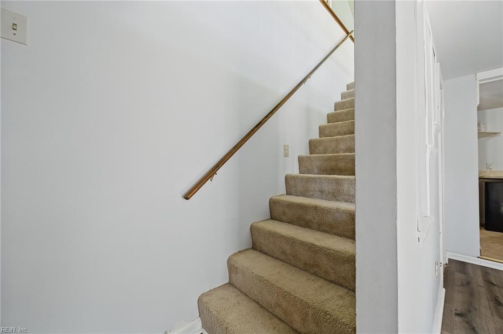 737 Leonard Ln Property Photo 24
