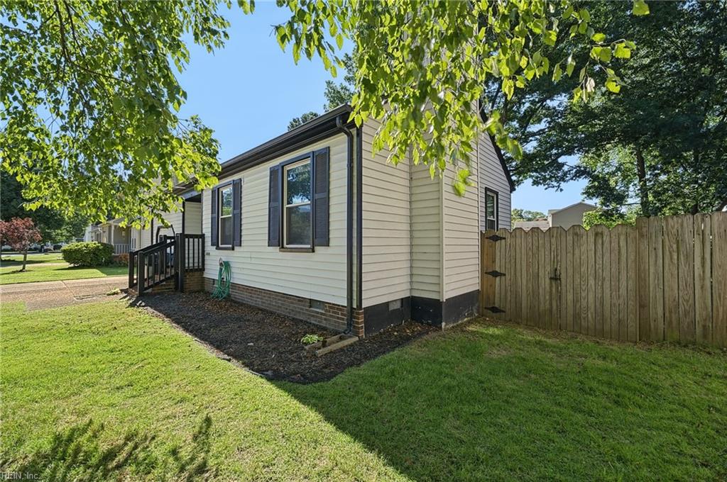 737 Leonard Ln Property Photo 27