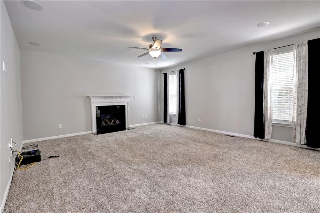 9318 Stonehouse Gln Property Photo 16