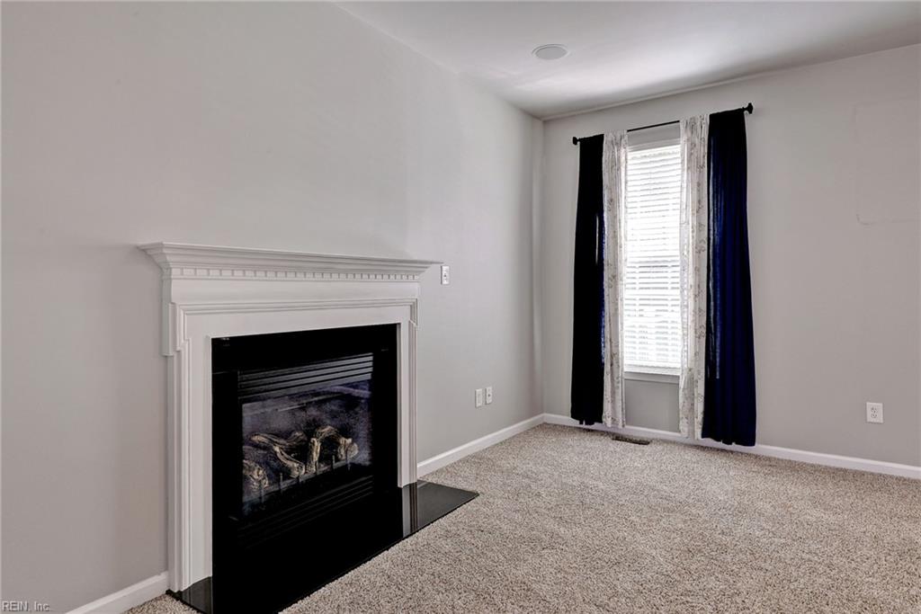 9318 Stonehouse Gln Property Photo 17