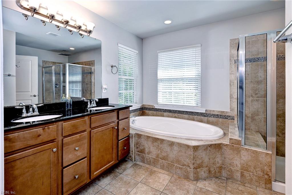 9318 Stonehouse Gln Property Photo 23