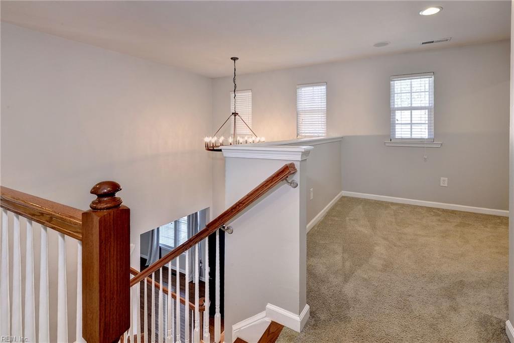 9318 Stonehouse Gln Property Photo 25