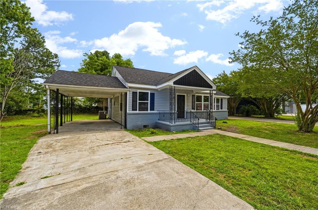 28 Hinton Ave Property Photo 2