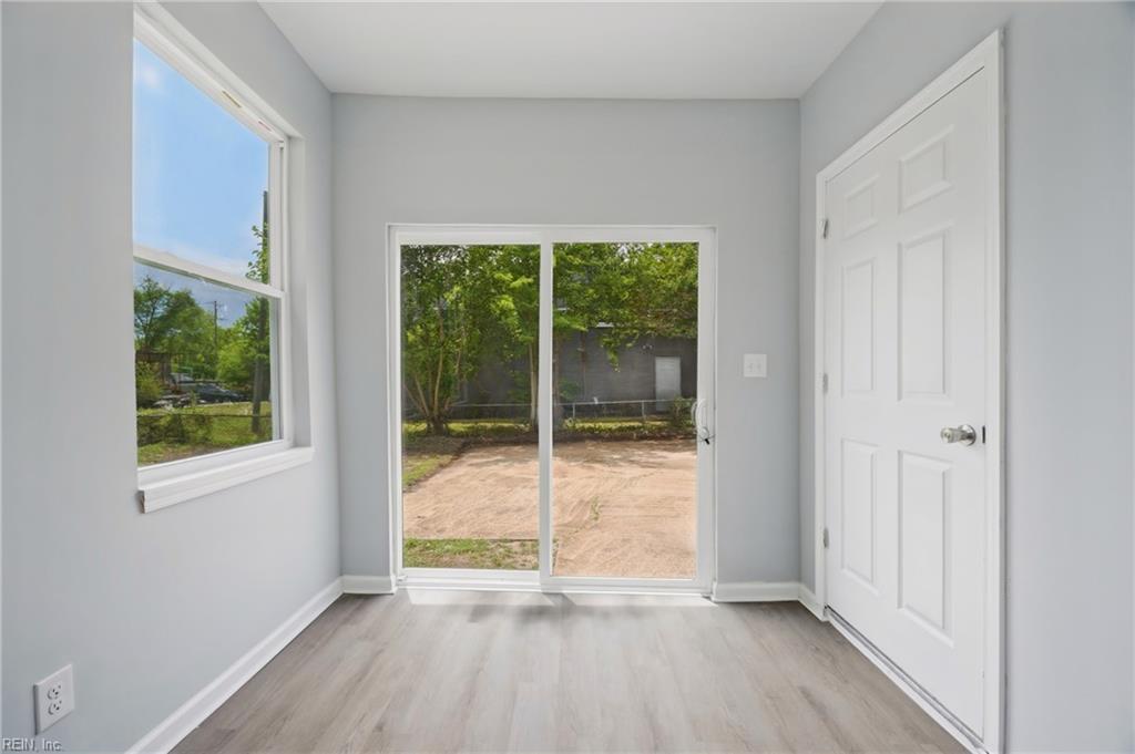 28 Hinton Ave Property Photo 9