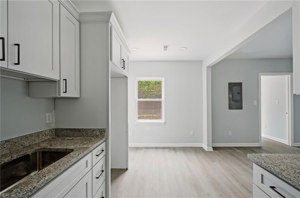 28 Hinton Ave Property Photo 10
