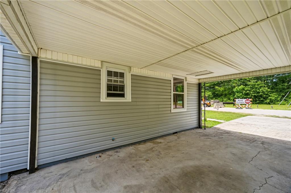 28 Hinton Ave Property Photo 21