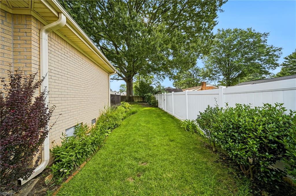 5629 Springwood Dr Property Photo 36
