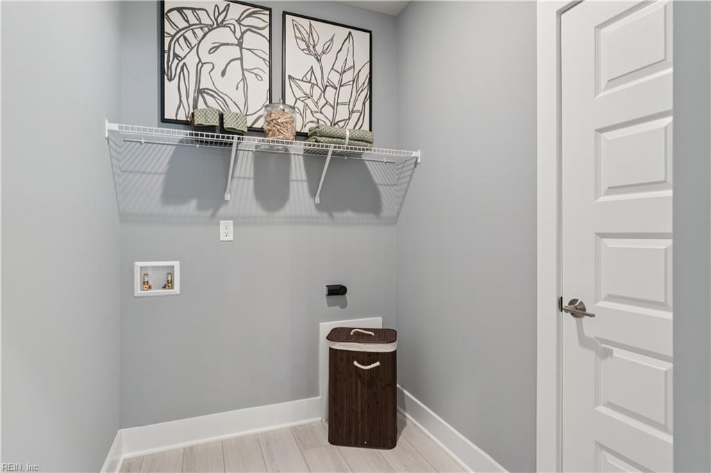 101 Pisces Dr Property Photo 17