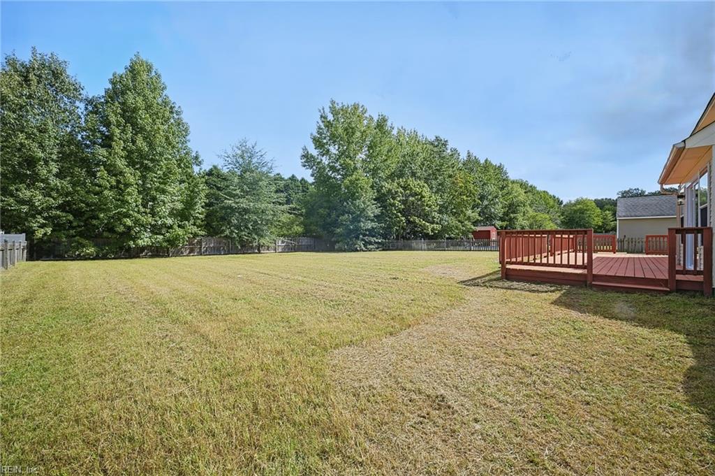704 Woodcott Dr Property Photo 36