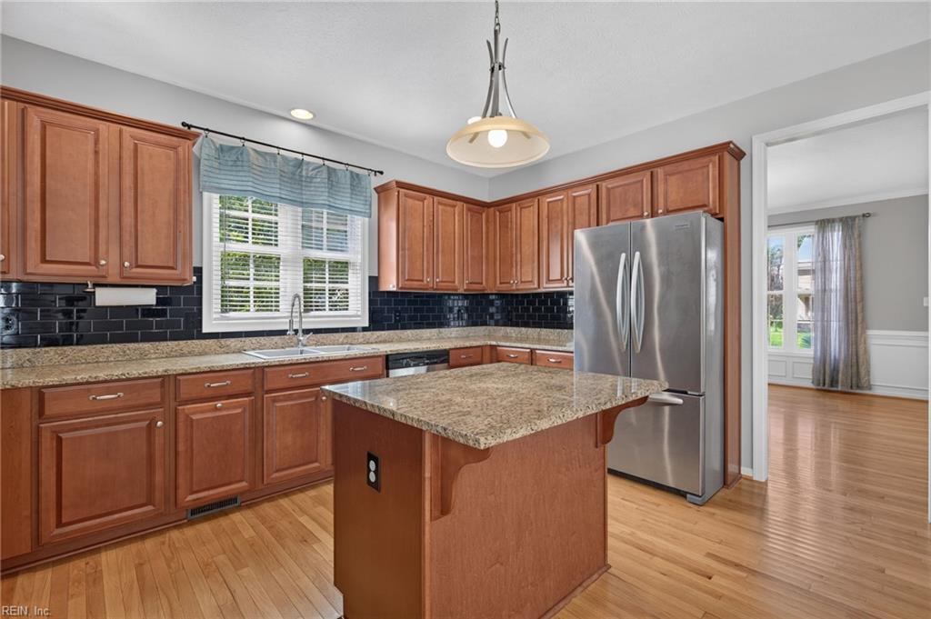 22361 Moss Creek Cir Property Photo 8