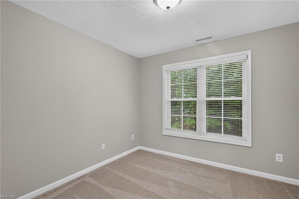 22361 Moss Creek Cir Property Photo 24