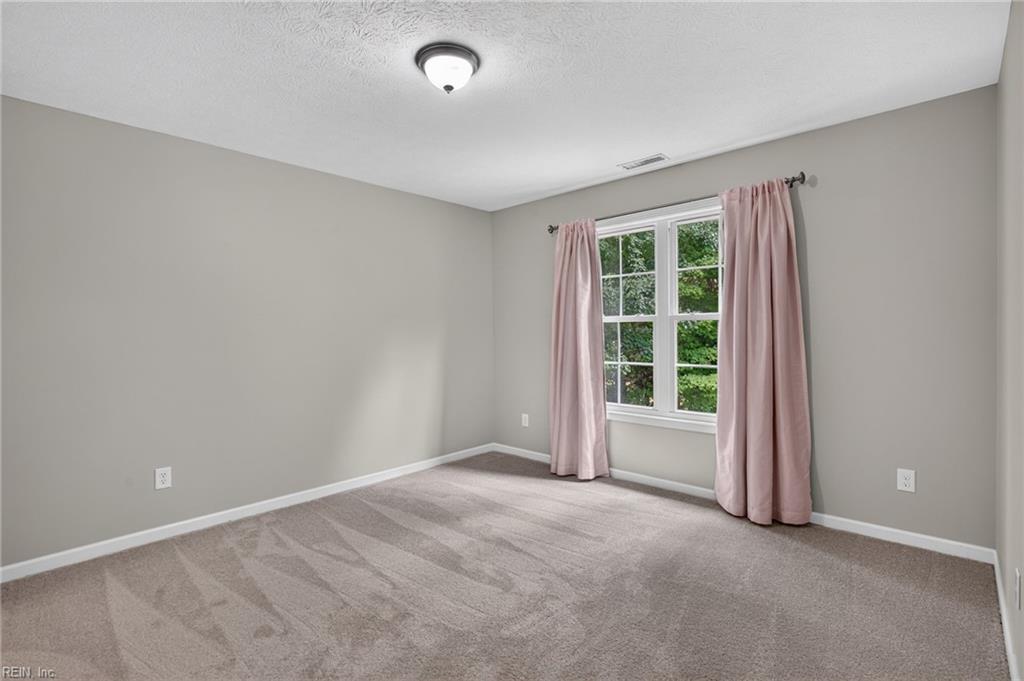 22361 Moss Creek Cir Property Photo 25