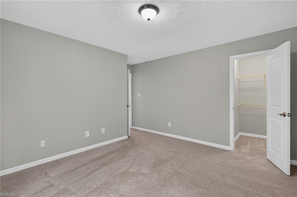 22361 Moss Creek Cir Property Photo 26