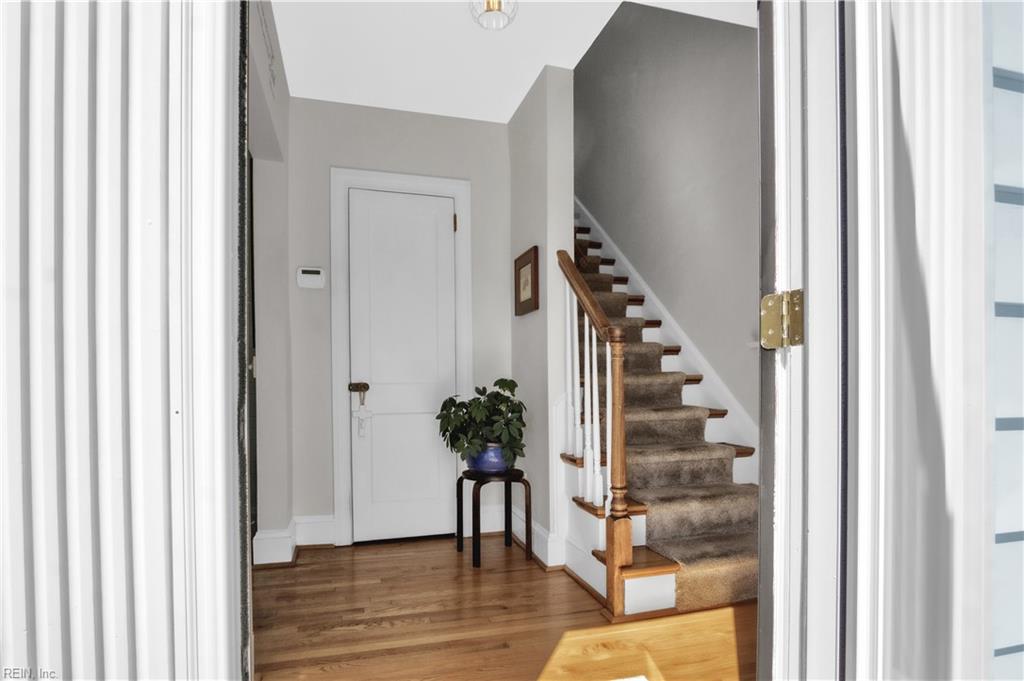 403 Harbor Dr Property Photo 5