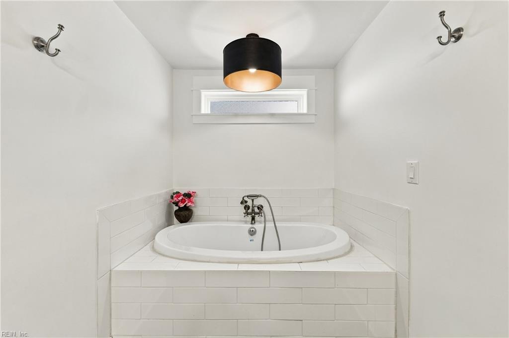 1135 Little Bay Ave Property Photo 21