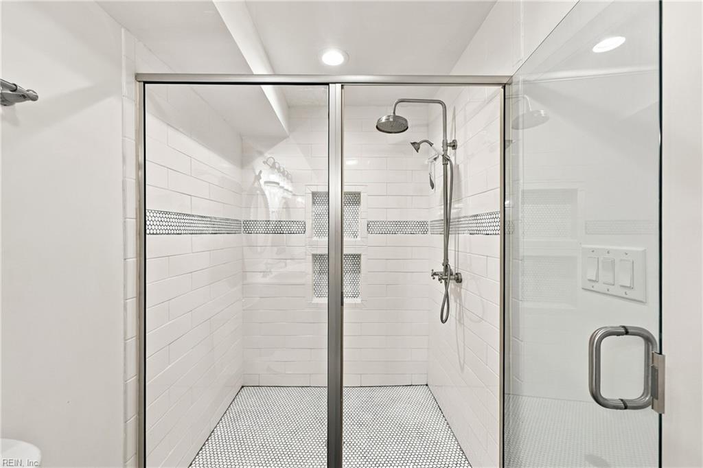 1135 Little Bay Ave Property Photo 24