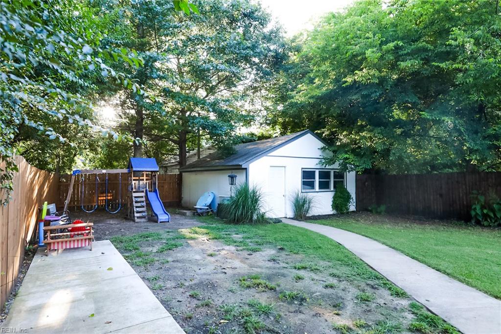 119 Linden Ave Property Photo 42