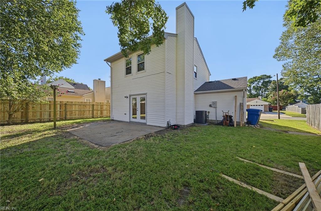 1700 Darrow St Property Photo 35