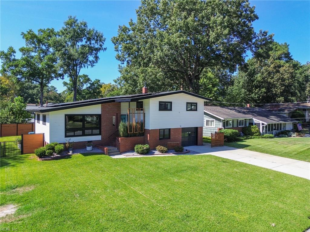 613 Robens Rd Property Photo 2
