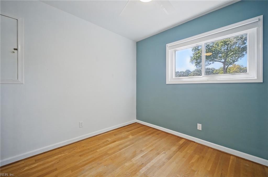 613 Robens Rd Property Photo 25