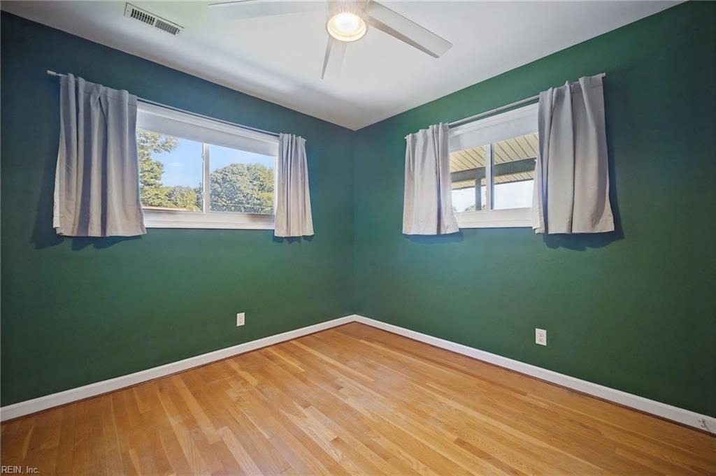 613 Robens Rd Property Photo 27
