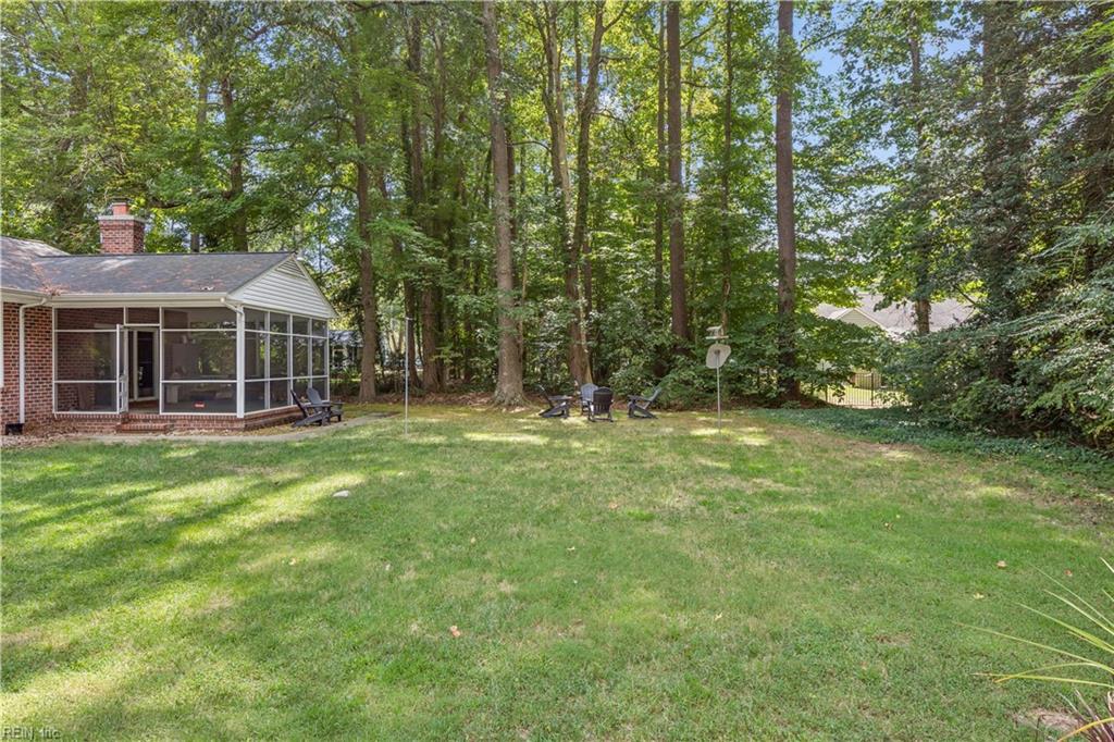 105 Ilex Dr Property Photo 37