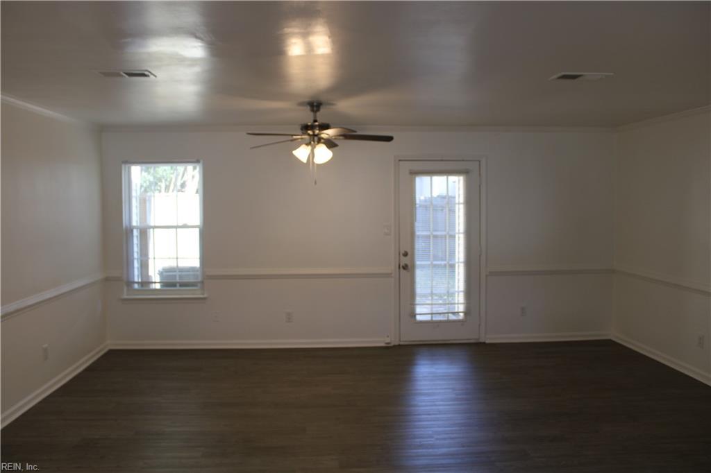 1245 Corkwood Cir Property Photo 12