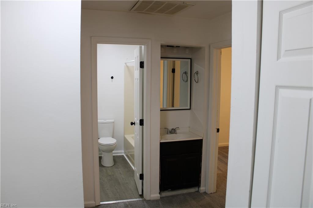 1245 Corkwood Cir Property Photo 21