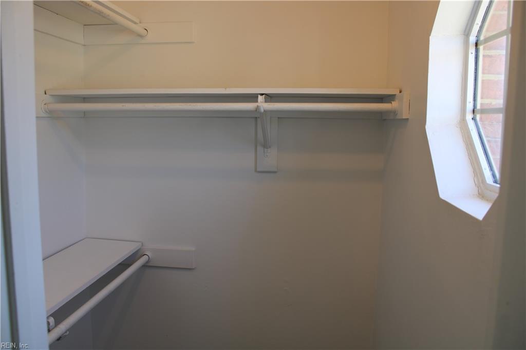 1245 Corkwood Cir Property Photo 28