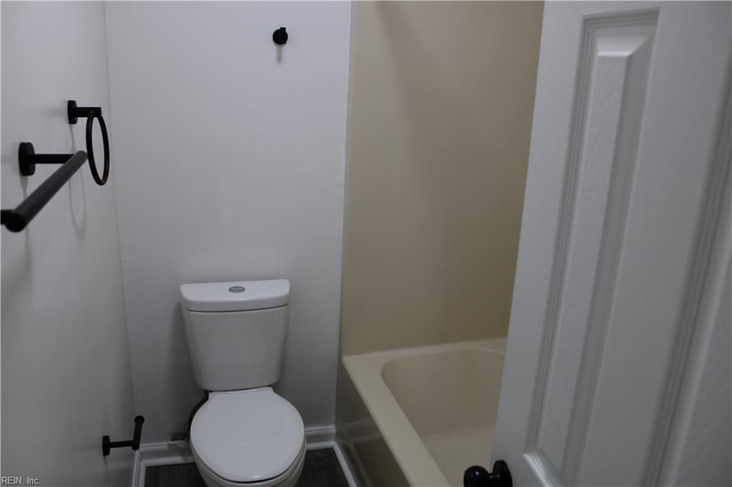 1245 Corkwood Cir Property Photo 29