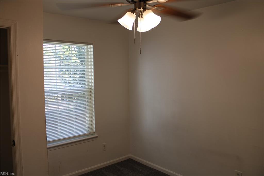 1245 Corkwood Cir Property Photo 31