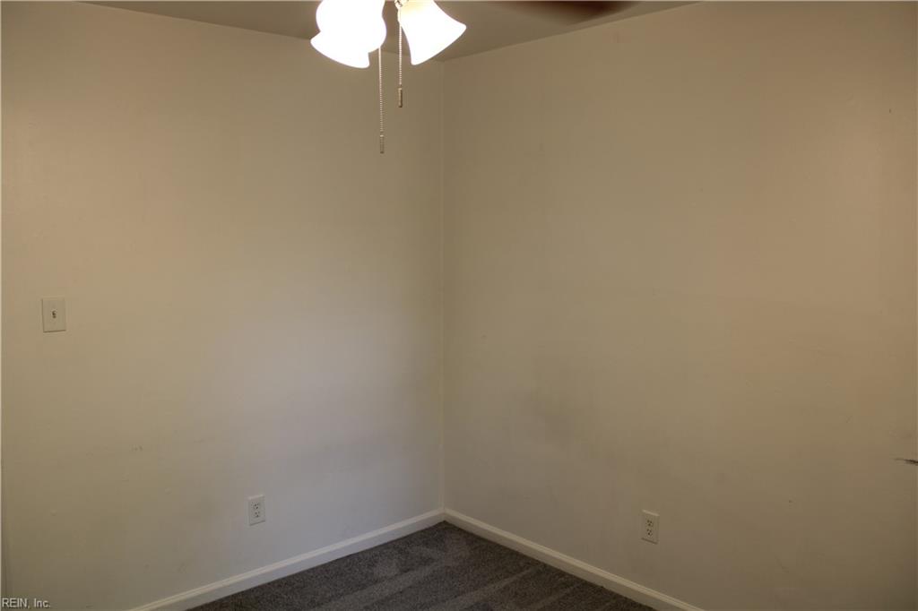 1245 Corkwood Cir Property Photo 33