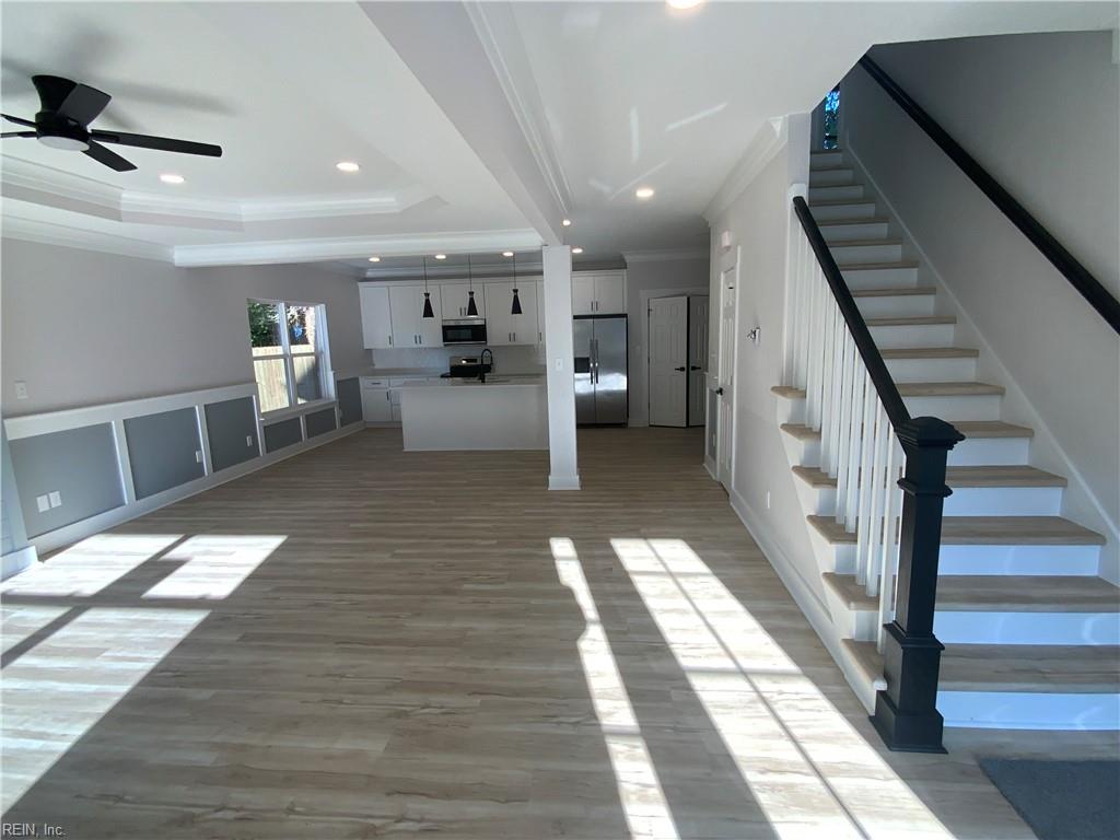 548 Greenbriar Ave Property Photo 6