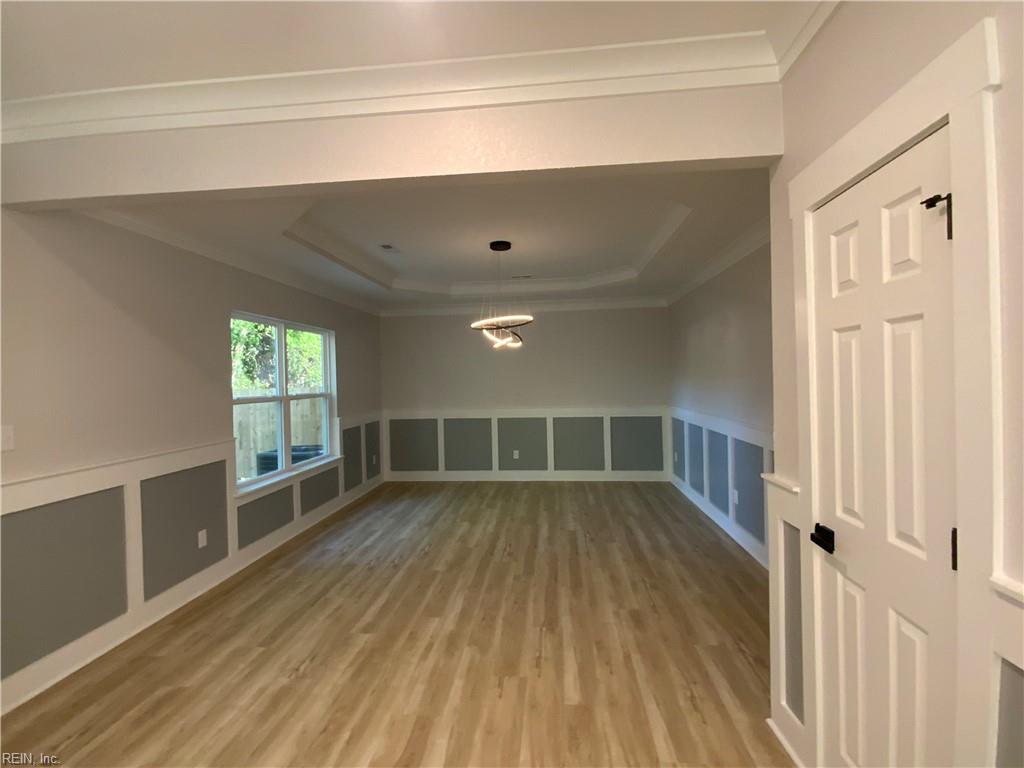 548 Greenbriar Ave Property Photo 7