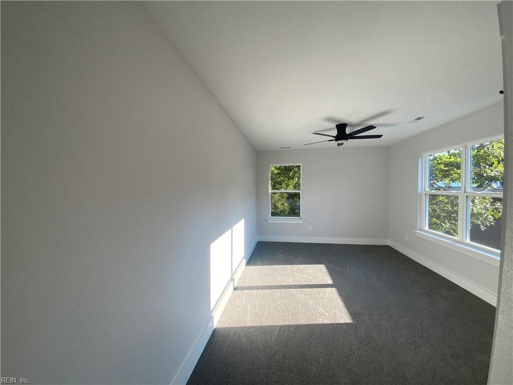 548 Greenbriar Ave Property Photo 25