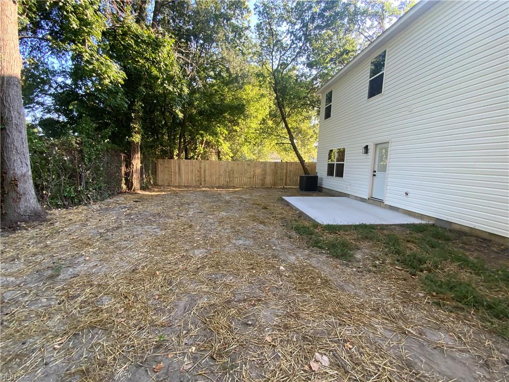 548 Greenbriar Ave Property Photo 29