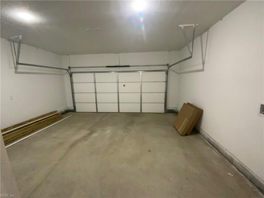 548 Greenbriar Ave Property Photo 31
