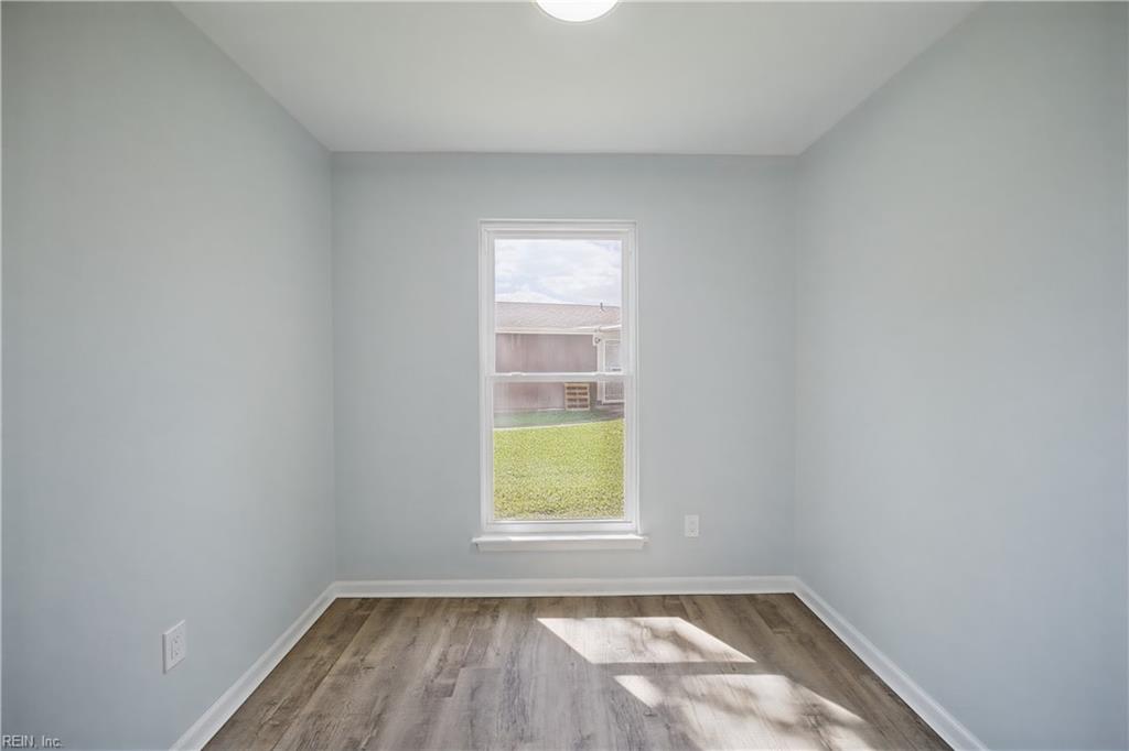 4216 Grove Ct Property Photo 4