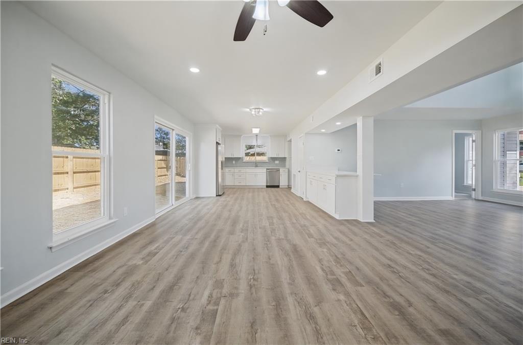 4216 Grove Ct Property Photo 12
