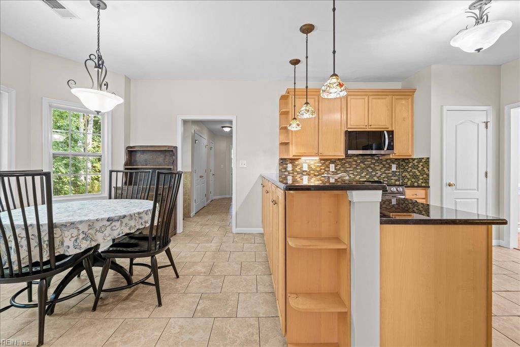1808 Capel Manor Way Property Photo 17