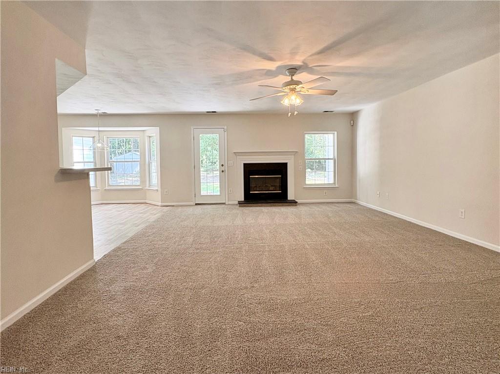 717 Treetop Ln Property Photo 13