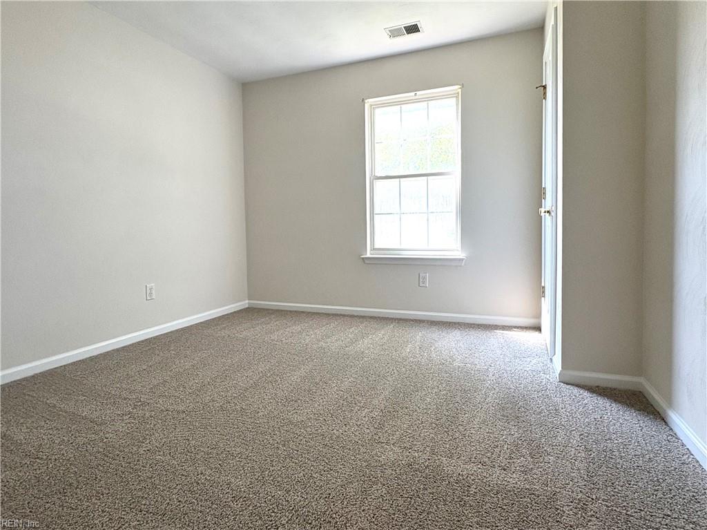 717 Treetop Ln Property Photo 40