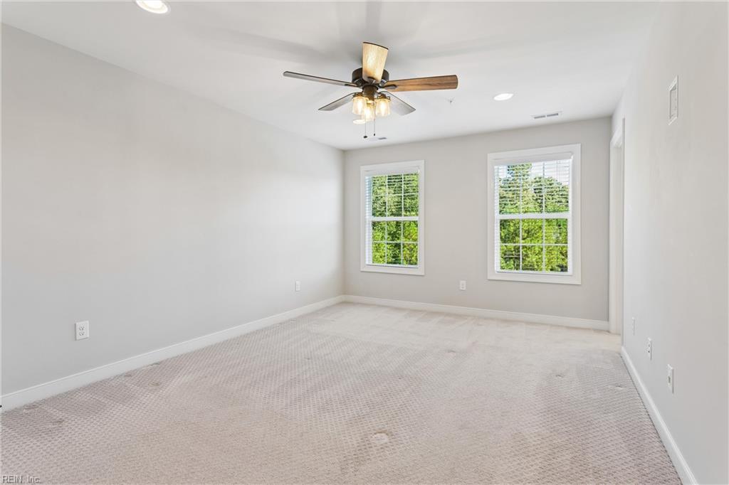 4945 Settlers Market Blvd Property Photo 28