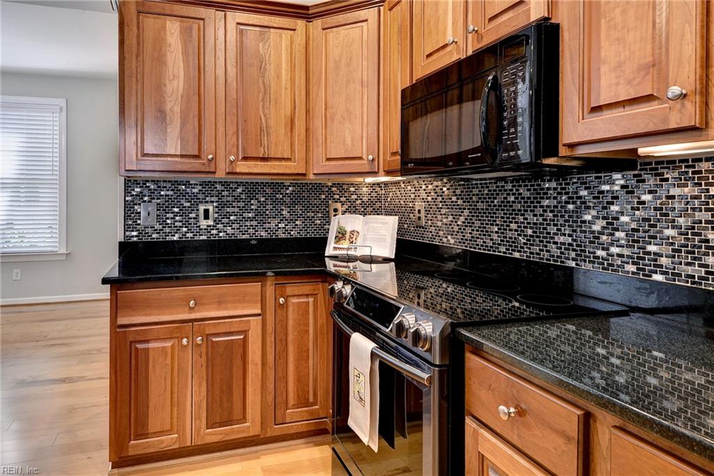 9101 Green Apple Way Property Photo 15