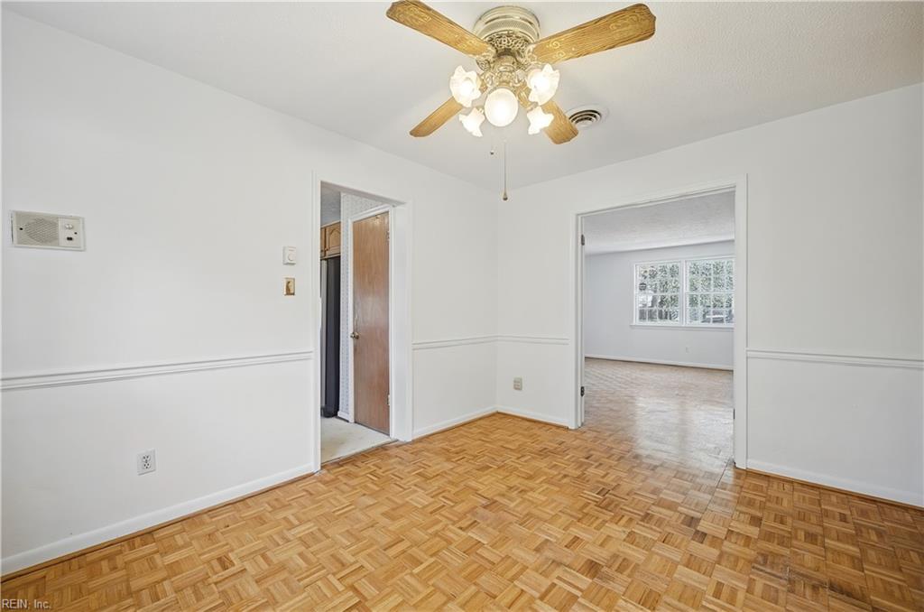 3625 Van Buren Dr Property Photo 8